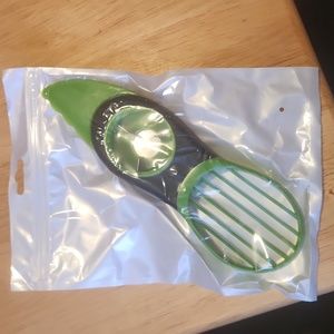 3-in-1 Avocado Slicer - Green New